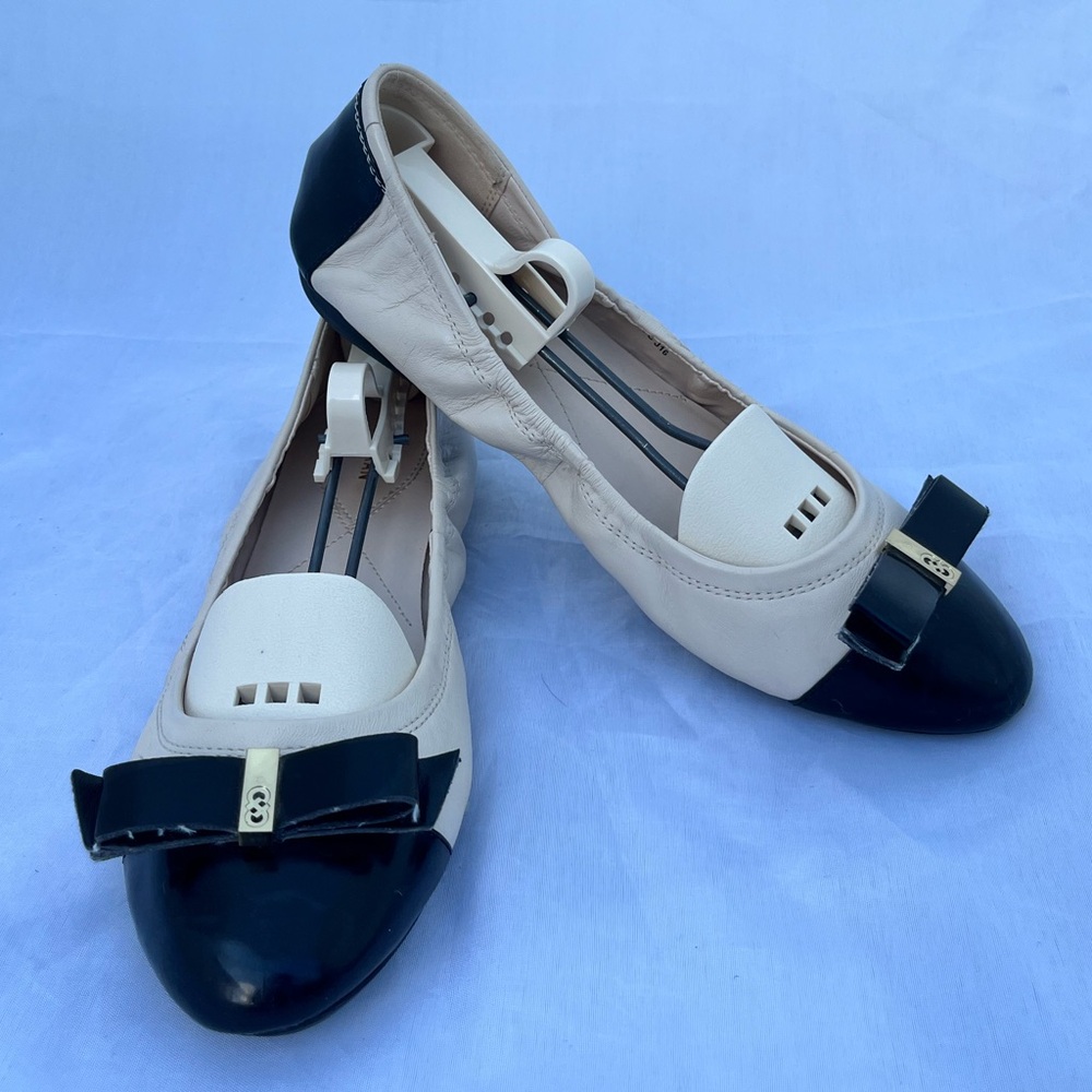 Cole Haan Elsie Ballet Flats Toe Cap & Black Front Bow size 9,5 - Picture 14 of 15